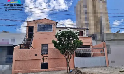 Vendo ampla casa muito bem localizada, próximo ao Kina do Feijão Aldeota, uma quadra para a Heráclito Graça