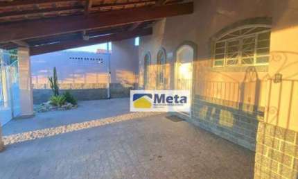 Casa com 3 dormitórios à venda, 189 m² por R$ 450.000,00 - Flor Do Vale - Tremembé/SP