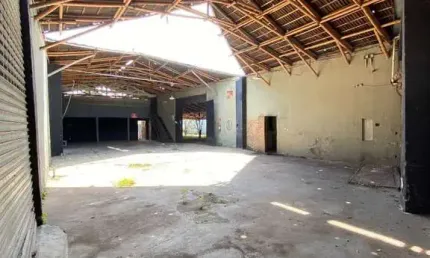 Galpão para alugar, 450 m² por R$ 10.000/mês - Centro Próximo a Rodoviária Velha - Taubaté/SP