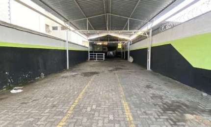Galpão à venda, 152 m² por R$ 700.000,00 - Centro - Taubaté/SP