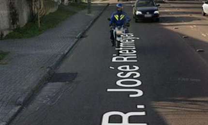 Terreno à venda na Rua José Rietmeyer, 266, Uberaba, Curitiba