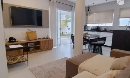 Casa com 2 quartos à venda na Manoel Siqueira Filho, 1, Fazenda da Armação, Governador Celso Ramos por R$ 750.000