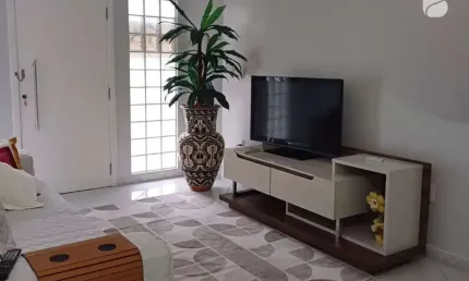 Casa com 3 quartos à venda na dos Pinheiros, 29, Praia de Palmas, Governador Celso Ramos por R$ 2.000.000