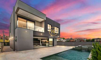 Casa com 4 quartos , 486 m² por R$ 4.620.000 - Granja Viana - Cotia/SP