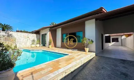 Casa à venda, 165 m² por R$ 750.000,00 - Estância São José - Peruíbe/SP