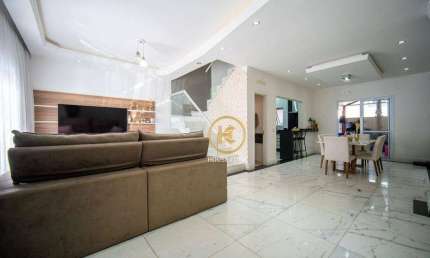 Casa com 3 Quartos(1 Suíte) à venda, 118 m² por R$ 892.000 - Condomínio Green Ville - Cotia - SP