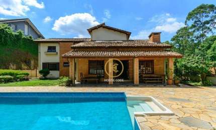 Casa com 447m² à venda na Granja Caiapiá - Cotia/SP