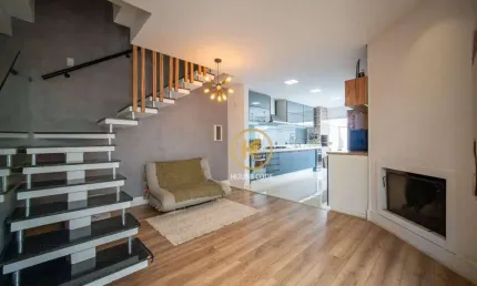 Casa com 3 Quartos(1 Suíte) à venda, 105 m² por R$ 840.000 - Condomínio Modernita I - Cotia - SP