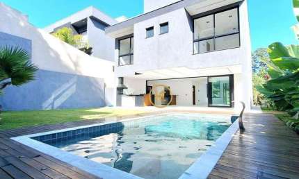 Casa com 4 quartos à venda, 320 m² por R$ 3.100.000 - Granja Viana - Vintage - Cotia/SP