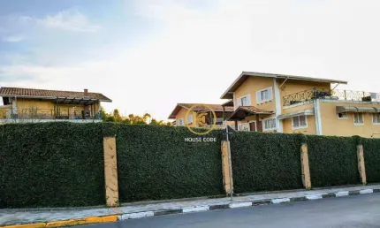 Casa térrea á venda no centro de Vargem Grande Paulista