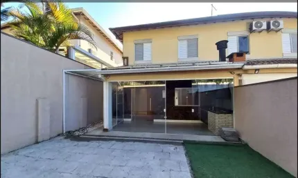 Casa com 3 Quartos(1 Suítes) à venda, 150 m² por R$ 898.000 - Condomínio Sitio Viana - Cotia - SP