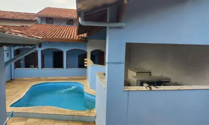 Condomínio jardim das flores, 3 quartos suíte, quintal com piscina
