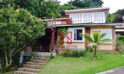 Casa com 5 dormitórios à venda, 172 m² por R$ 2.980.000,00 - Lagoa da Conceição - Florianópolis/SC