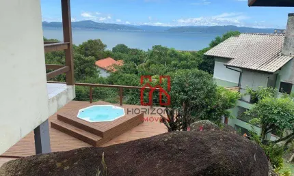 Casa com 3 dormitórios à venda, 231 m² por R$ 3.000.000,00 - Cacupé - Florianópolis/SC