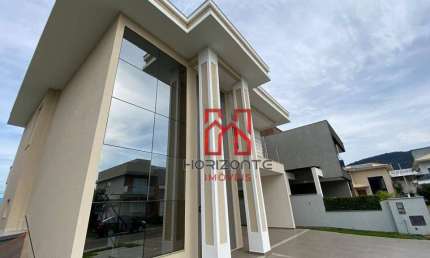 Casa com 4 dormitórios à venda, 200 m² por R$ 1.900.000,00 - São João do Rio Vermelho - Florianópolis/SC