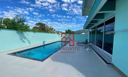Casa com 4 dormitórios à venda, 300 m² por R$ 1.990.000,00 - São João do Rio Vermelho - Florianópolis/SC
