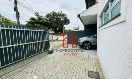 Sobrado com 3 dormitórios à venda, 101 m² por R$ 650.000 - Ingleses do Rio Vermelho - Florianópolis/SC