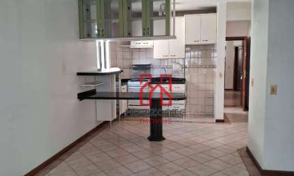 Apartamento com 2 dormitórios à venda, 65 m² por R$ 890.000,00 - Jurerê - Florianópolis/SC