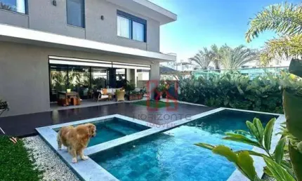 Casa com 4 dormitórios à venda, 363 m² por R$ 8.500.000,00 - Jurerê - Florianópolis/SC