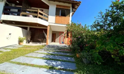 Casa com 3 dormitórios à venda, 142 m² por r$ 990.000 - praia brava - florianópolis/sc