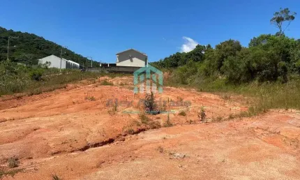 Terreno à Venda em Forquilhas - 1525m² por R$990.000