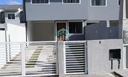 Casa Geminada em Forquilhas - 2 Dorms, 1 Suíte por R$450k