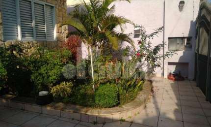 Casa de 143m² à venda em Santo André-SP, Jardim Stella! 3 quartos, 1 suíte, 1 sala, 2 banheiros, 3 vagas de garagem