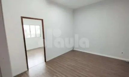 Sala comercial sobreloja 37m², sala dividida em 2 ambientes, 1 banheiro, vila alzira, santo andre
