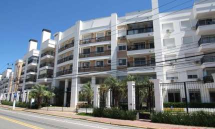 Excelente Apartamento 3 dormitório(s) em Abraão - Florianópolis