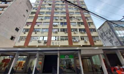 Sala comercial com 3 salas para alugar na Rua João Pinto, 30, Centro, Florianópolis, 52 m2 por R$ 800