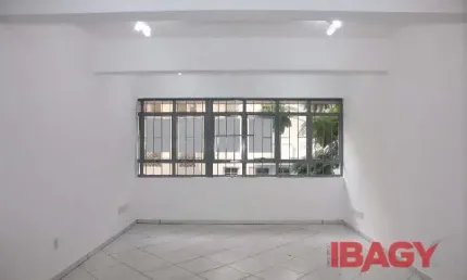 Ponto comercial para alugar na Rua Trajano, 219, Centro, Florianópolis