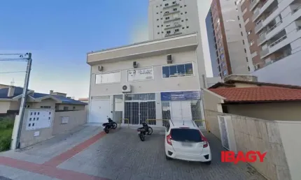 Sala comercial com 1 sala para alugar na Rua Ferrara, 64, Pagani, Palhoça, 30 m2 por R$ 1.100