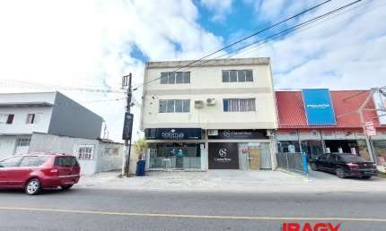 Sala comercial com 1 sala para alugar na Avenida Aniceto Zacchi, 645, Ponte do Imaruim, Palhoça, 30 m2 por R$ 750