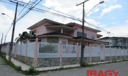 Casa com 5 quartos para alugar na Rua Valentim Camilo Garcia, 299, Ponte do Imaruim, Palhoça