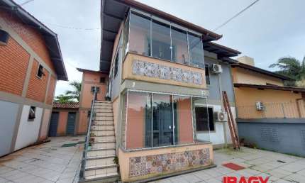Excelente Apartamento 1 dormitório(s) em Cachoeira do Bom Jesus - Florianópolis