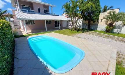 Casa com 3 quartos para alugar na Porto dos Navegantes, 260, Cachoeira do Bom Jesus, Florianópolis, 178 m2 por R$ 7.100