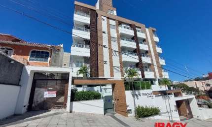 Apartamento com 1 quarto para alugar na Rua João Marçal, 216, Trindade, Florianópolis, 30 m2 por R$ 3.500
