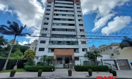 Excelente Apartamento 3 dormitório(s) em Córrego Grande - Florianópolis