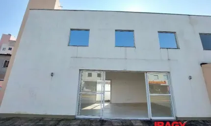 Ponto comercial com 1 sala para alugar na Rua José Cosme Pamplona, 2208, Bela Vista, Palhoça, 52 m2 por R$ 1.700