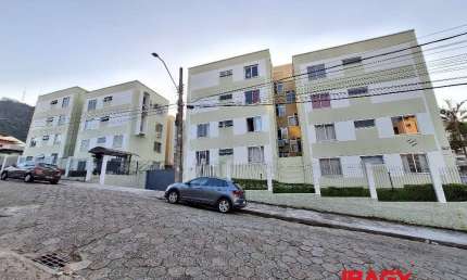 Excelente Apartamento 2 dormitório(s) em Trindade - Florianópolis