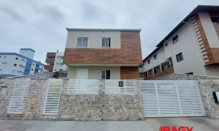 Excelente Apartamento 1 dormitório(s) em Areias - São José