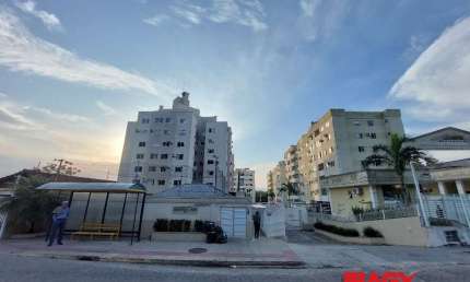Apartamento com 2 quartos para alugar na Rua Frederico Afonso, 5780, Ponta de Baixo, São José, 46 m2 por R$ 1.800