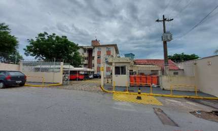 Apartamento com 2 quartos para alugar na Servidão Alzira Ventura Vieira, 40, Capoeiras, Florianópolis, 50 m2 por R$ 2.000
