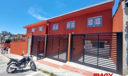 Excelente Apartamento 1 dormitório(s) em Capoeiras - Florianópolis