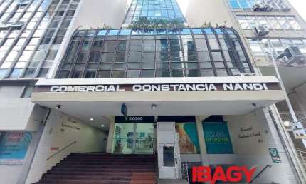 Oportunidade! Salas/Conjuntos em Centro - Florianópolis