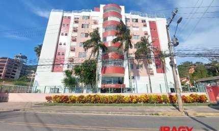 Apartamento com 2 quartos para alugar na Rodovia Virgílio Várzea, 2236, Saco Grande, Florianópolis, 76 m2 por R$ 3.500