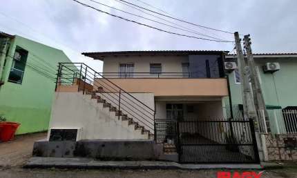 Apartamento com 1 quarto para alugar na Nagibo Ambrosio Marques, 93, Ingleses do Rio Vermelho, Florianópolis, 25 m2 por R$ 1.650