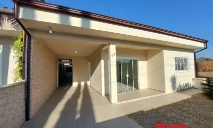 Excelente casa 2 dormitório(s) em são sebastião - palhoça
