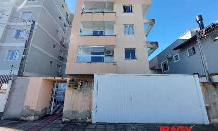 Apartamento com 2 quartos para alugar na Rua Cecilia Maria Espindola, 149, Nova Palhoça, Palhoça, 50 m2 por R$ 1.750