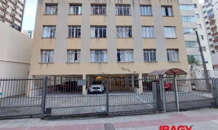 Excelente Apartamento 2 dormitório(s) em Centro - Florianópolis